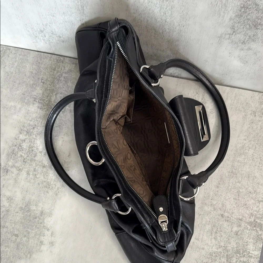 Salvatore Ferragamo Shoulder Bag - Picture 7 of 8